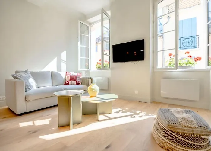 Apartment Petit Gambetta L Bright & Fresh L Shellter Saint-Tropez